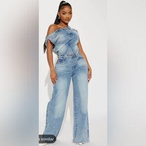 Brand new ! Jumpsuit! Statement piece